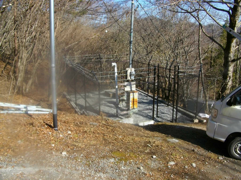 水道施設のフェンス張替え