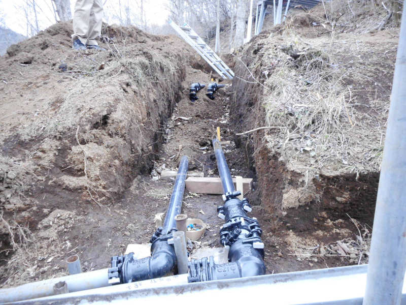 新しい水道本管の敷設